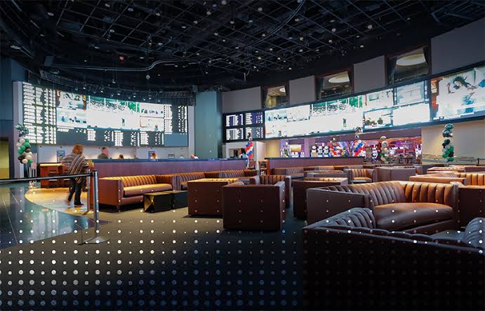 Why Venue Layout Matters in Sportsbook and Casino Experiences